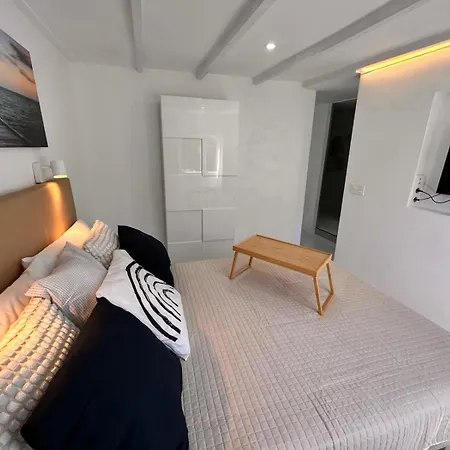 Casa Eleo Apartment *